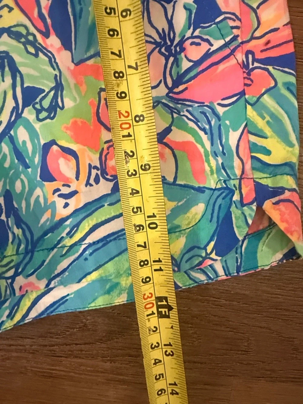 Lilly Pulitzer Tropical Floral Print Shorts in Blue, Pink & Green Size XS